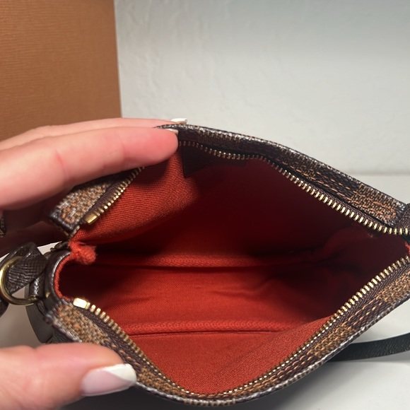 Authentic Louis Vuitton Damier Ebene Trousse Make Up Bag Pochette - Picture 6 of 9